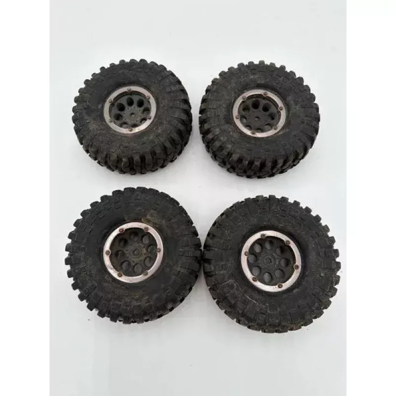1.9 Plastic Beadlocks w/Metal Rings & 4.75 BFG Krawler TAs