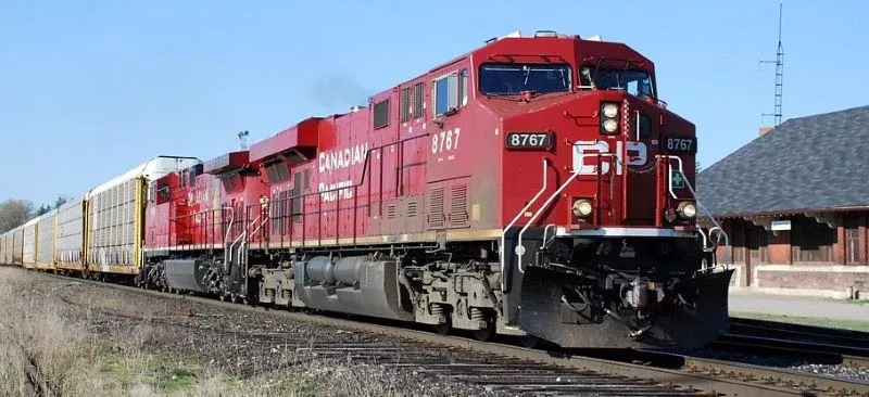 Athearn Genesis G83097 HO Scale GE ES44AC Canadian Pacific CP 8767