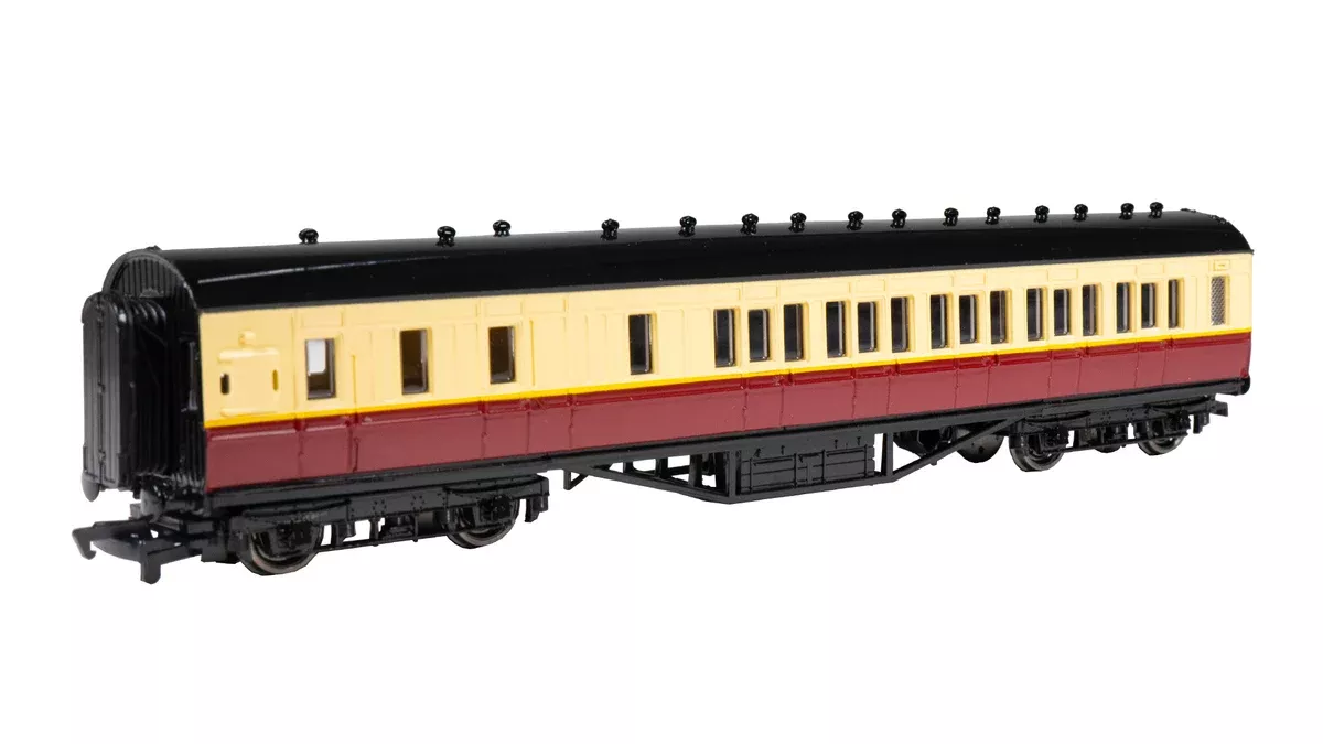 Bachmann 76031 HO Scale Thomas and Friends Red Express Brake Coach