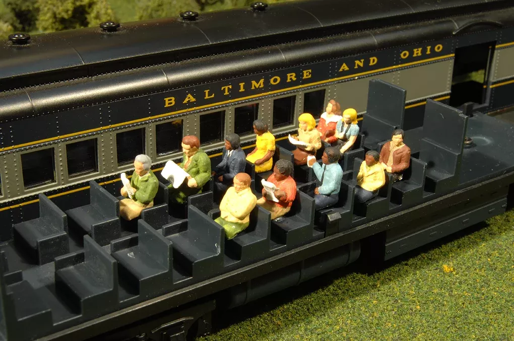 Bachmann SceneScapes 33115 HO Scale Waist Up Seated Passenger Figures 12 Pack