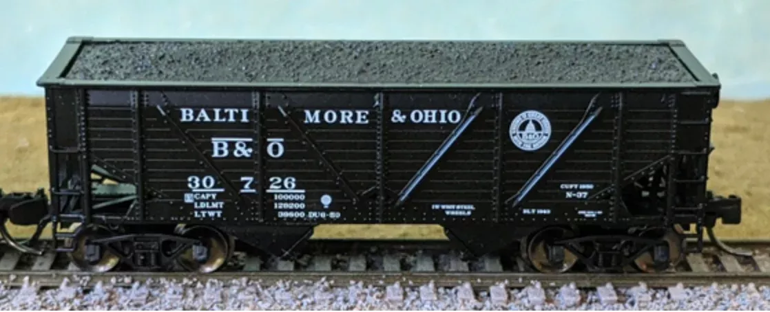 Bluford Shops 63125 N Scale 2-Bay War Emergancy Hopper with Load B&O 30830