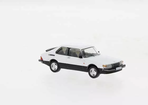 Brekina PCX 870648 HO Scale 1986 Saab 900 Turbo - White and Black