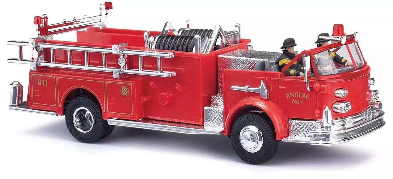 Busch 46032 HO Scale (1:87) 1968 LaFrance Hard Top Pumper Fire Truck Engine #1
