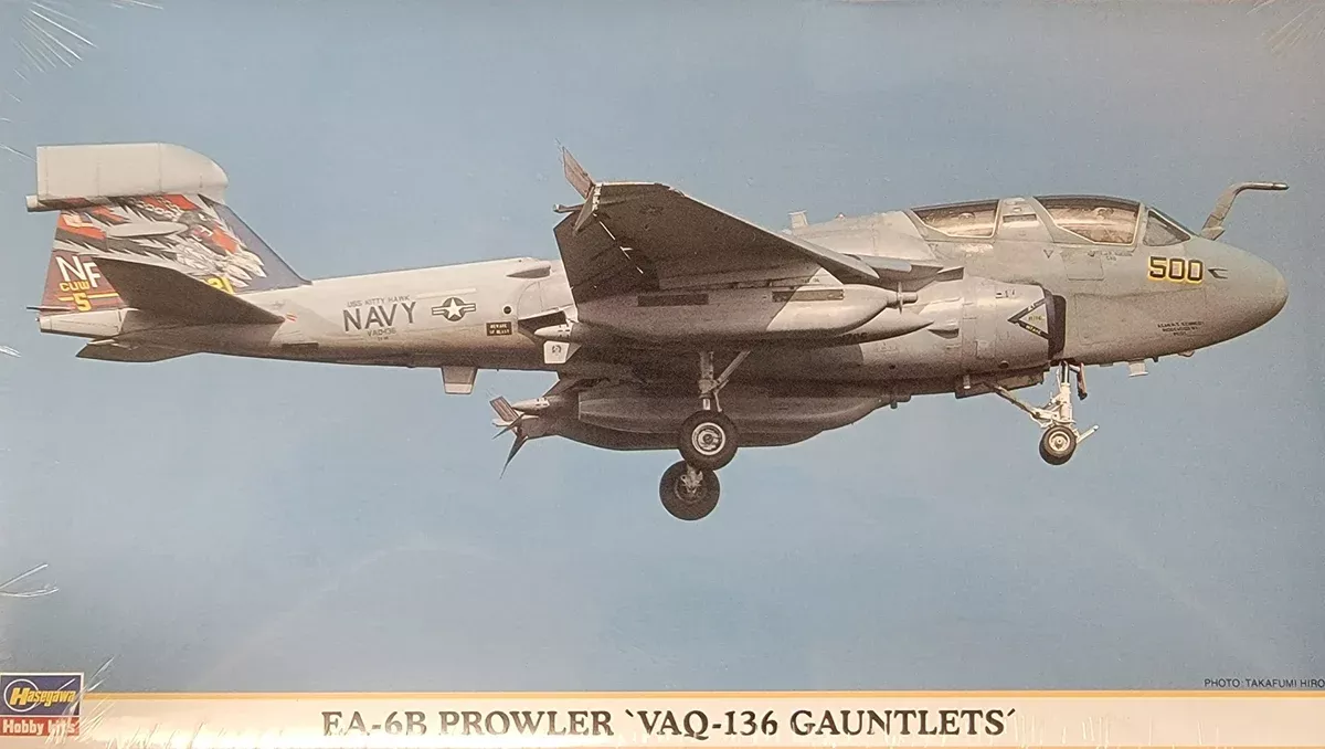 Hasegawa 00738 1/72 EA-6B Prowler 'VAQ-136 Gauntlets' NOS