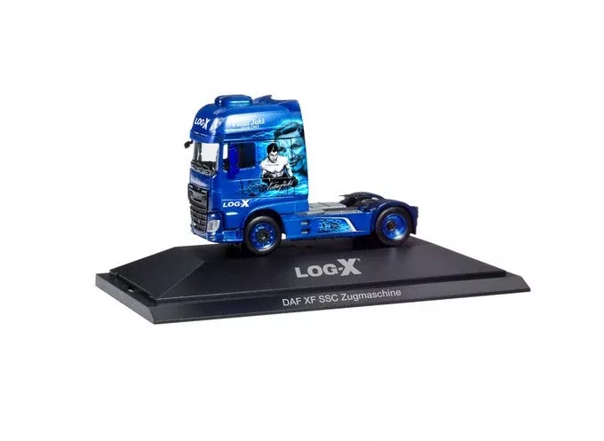 Herpa 110952 1/87 Scale Log-X The Boxer - DAF XF SSC Rigid