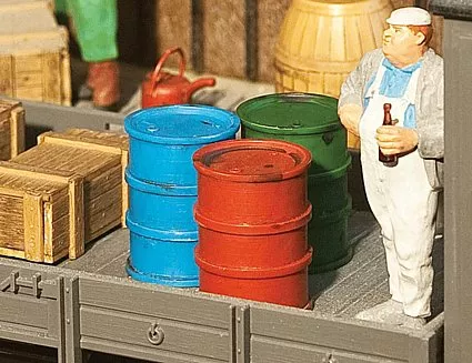 POLA 333203 G Gauge 2 Oil Drums and Oil Can