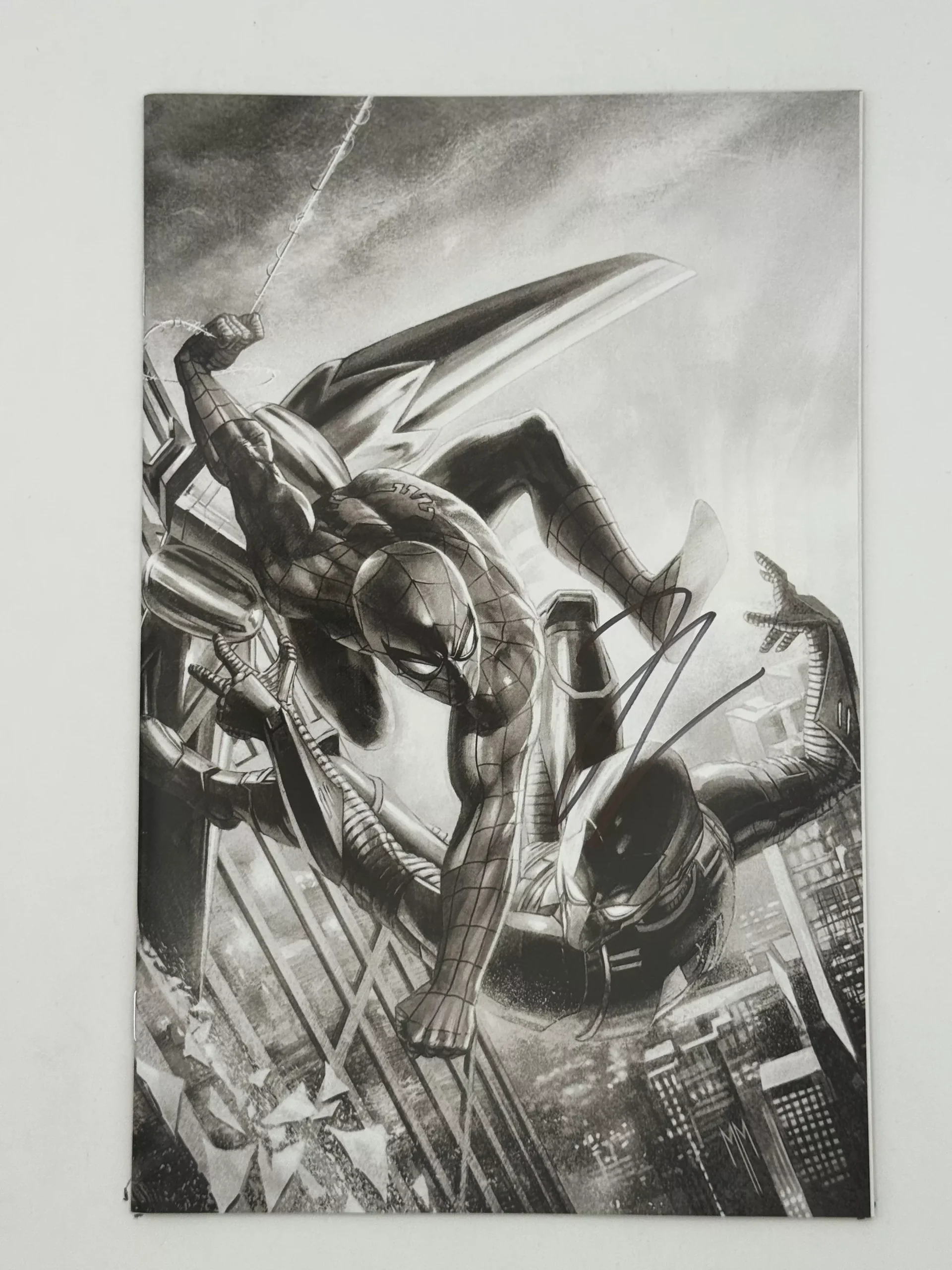 [Signed by Hickman] Ultimate Spider-Man #1 B&W CON VIRGIN Unknown Comics Matrazzo Exclusive Var [INST] 3rd PTG