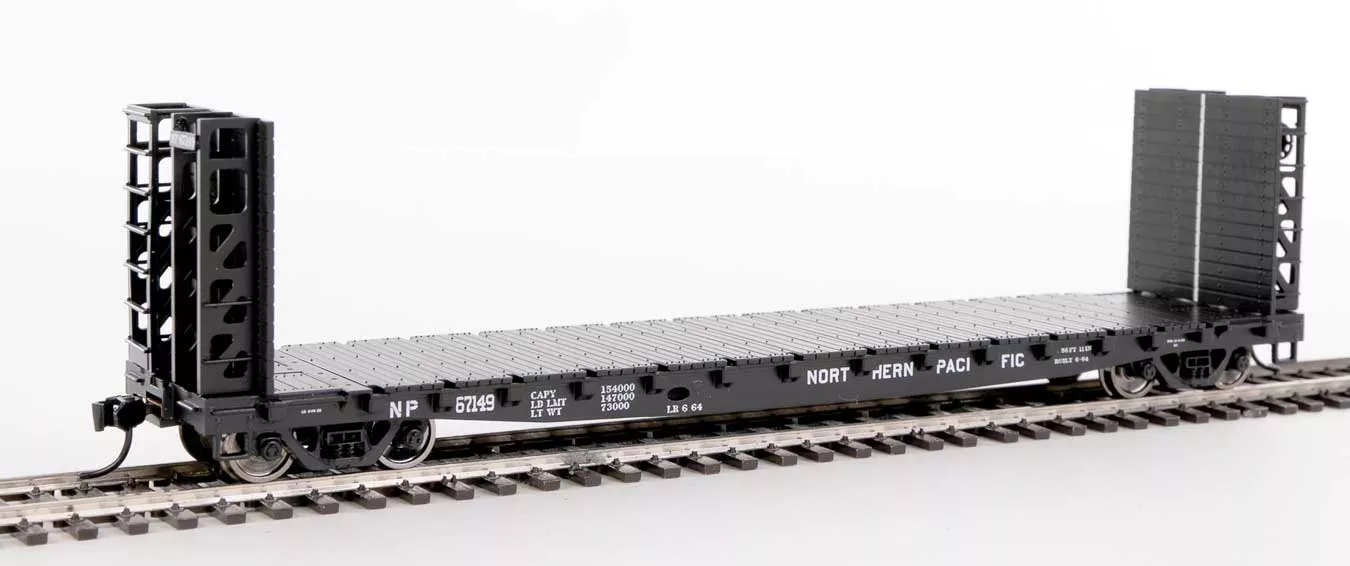 Walthers 910-5911 HO GSC Bulkhead Flatcar Northern Pacific NP 67149