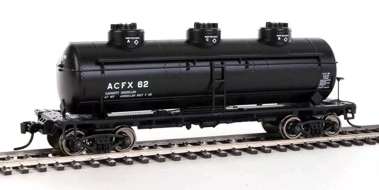 Walthers Mainline 910-1127 HO Scale 3 Dome Tank Car ACFX 62