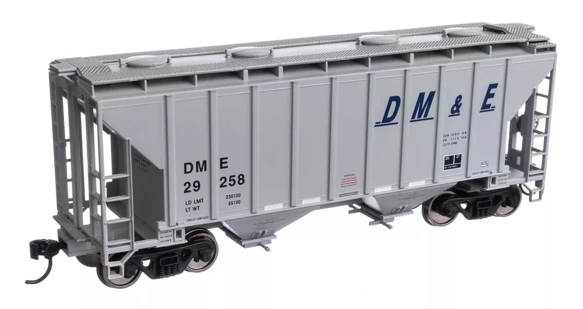 Walthers Mainline 910-7984 HO Scale 37' 2980 Cu-Ft 2-Bay Hopper DM&E 29258
