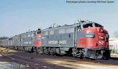 Walthers Proto 49529 HO Scale EMD FP7 - F7B Standard DC -- Southern Pacific(TM) 6454, 8297 (gray, red, white)