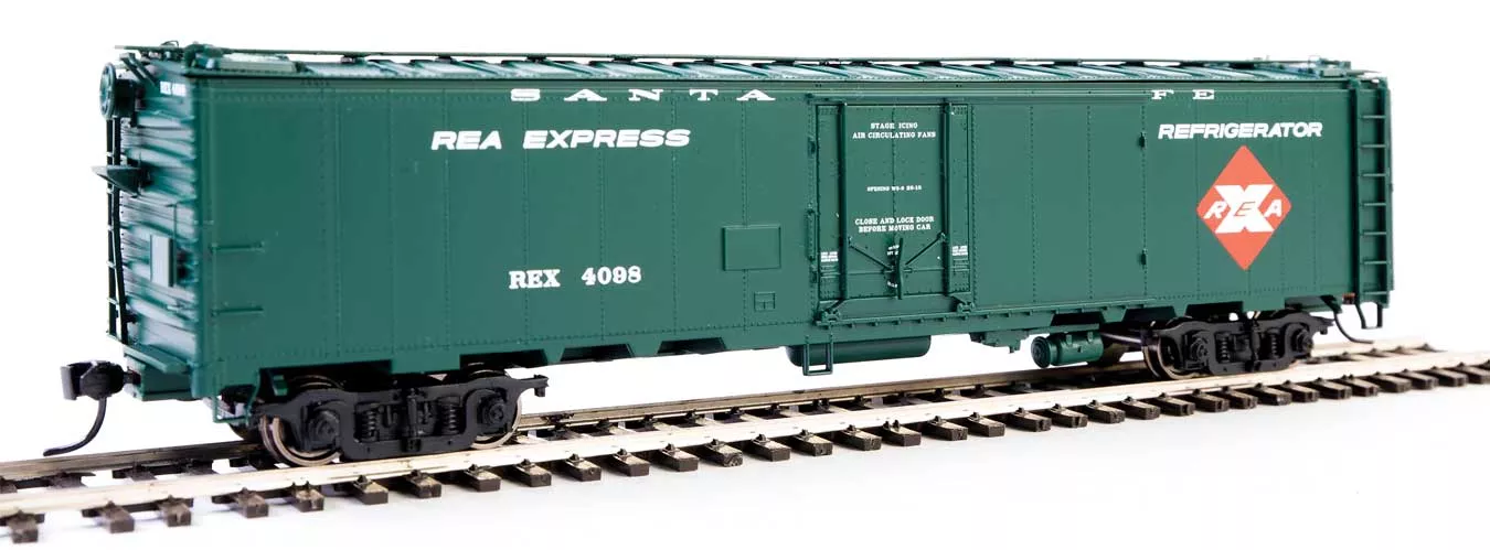 Walthers Proto 920-17330 HO Scale 50' Express Reefer Santa Fe REX 4098