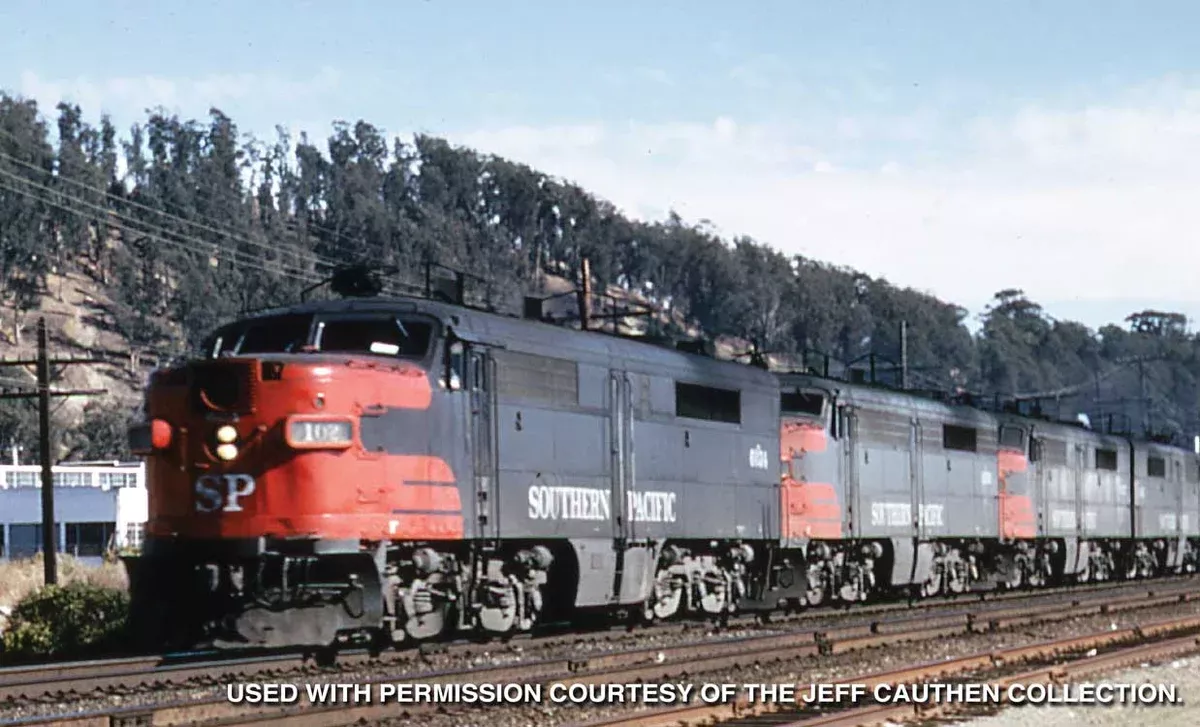 Walthers Proto 920-50709 HO Scale ALCo PA Diesel Southern Pacific SP 6016